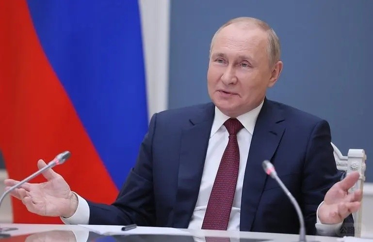 Japanese High-Level Delegation Visits Russia (5).jpg