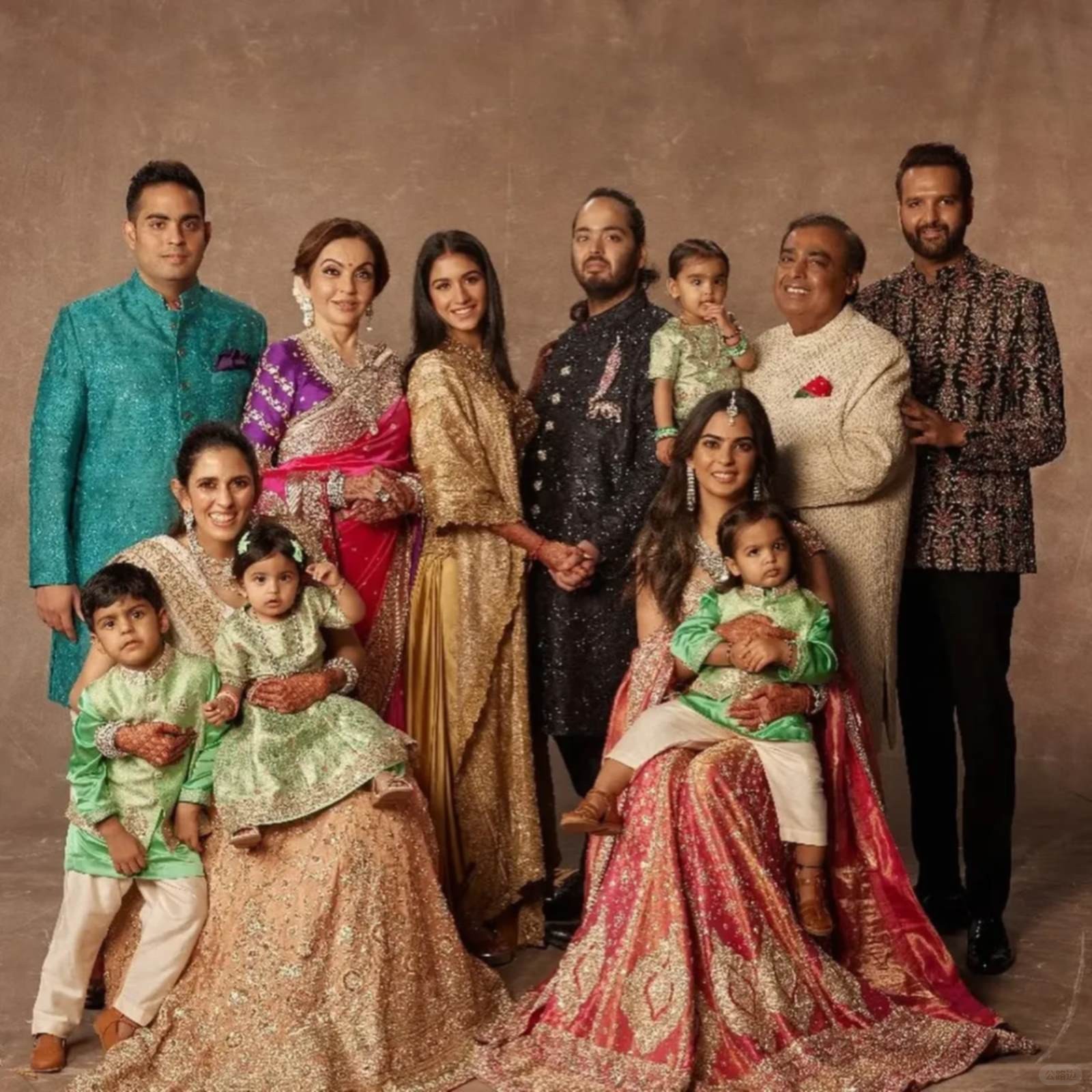 Mukesh Ambani (1).jpg