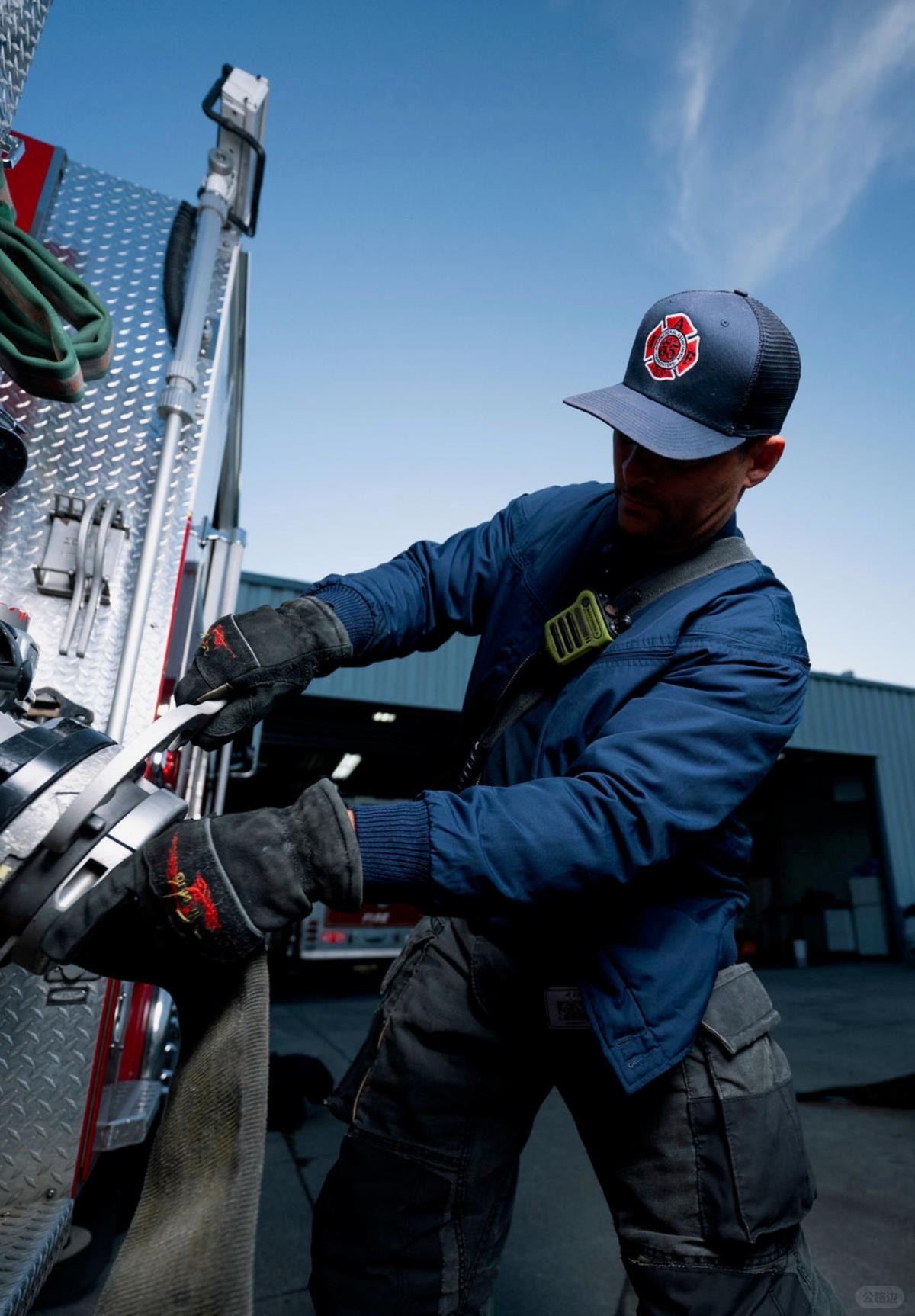 classic derby jacket navy (9).jpg