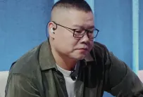 岳云鹏再谈昔日打工经历！因6块钱被顾客轮番辱骂3小时后崩溃大哭