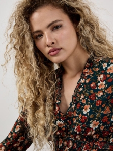 Apricot’s Floral Ruffle Chiffon Mini Dress: The Playful Feminine Staple for Every Weekend Adventure