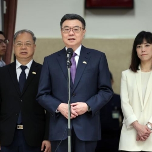 台行政院长：高市台海稳定谈话令人“非常非常感动”