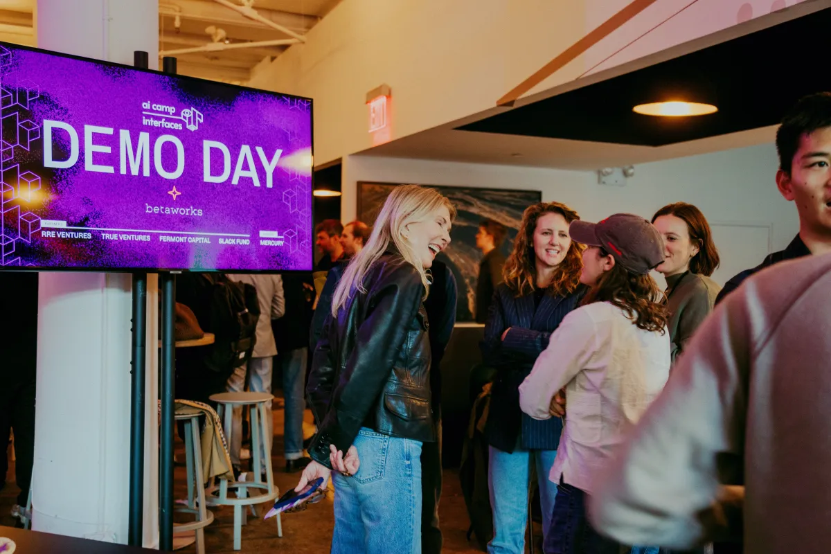 The 10 companies that just launched from Betaworks latest startup camp-gonglubian