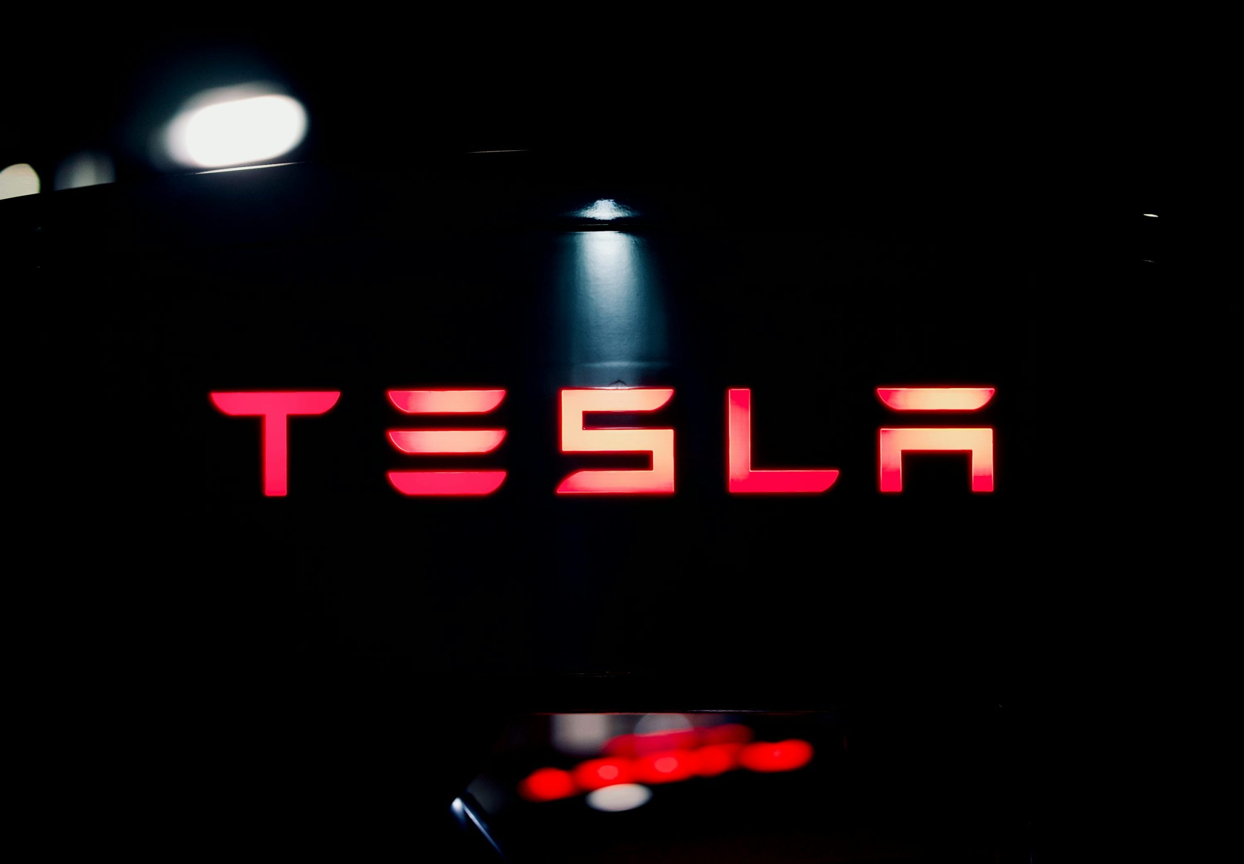 Tesla’s shipments in China have returned to a downward trend: a year-on-year decrease of 9.9% in October and a month on month drop of 32.3%-gonglubian