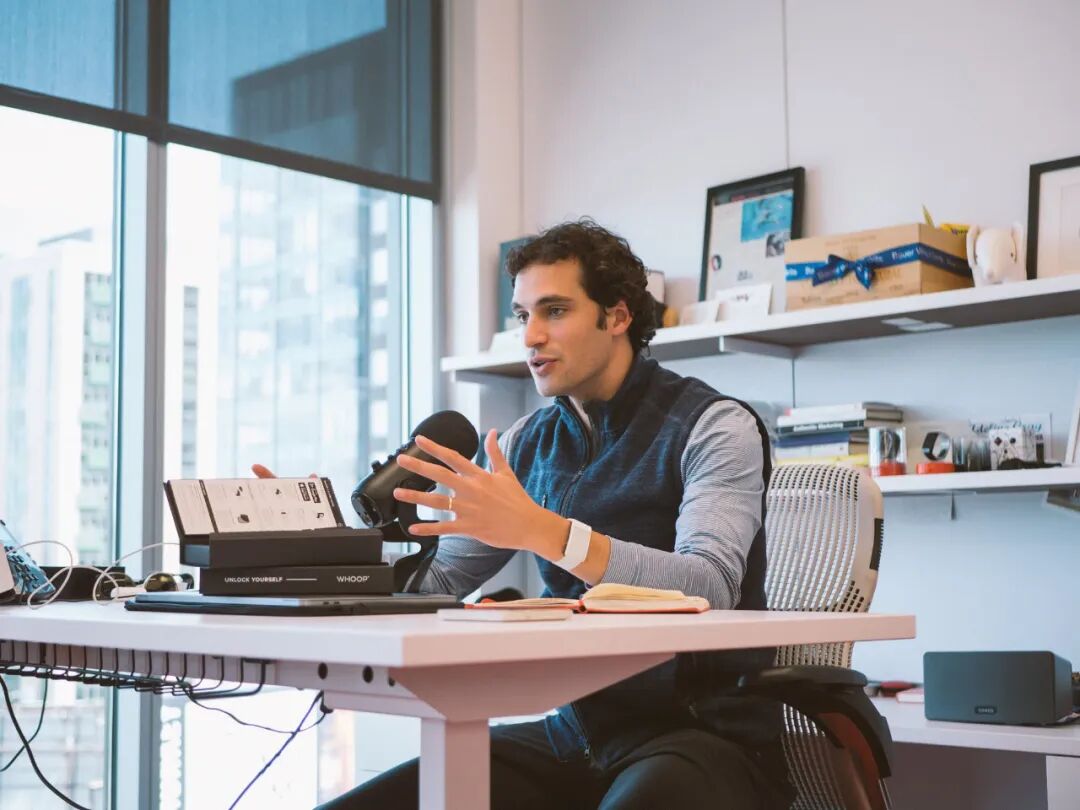 What new value does the wearable device Whoop, valued at $3.6 billion, demonstrate in the AI era?-gonglubian