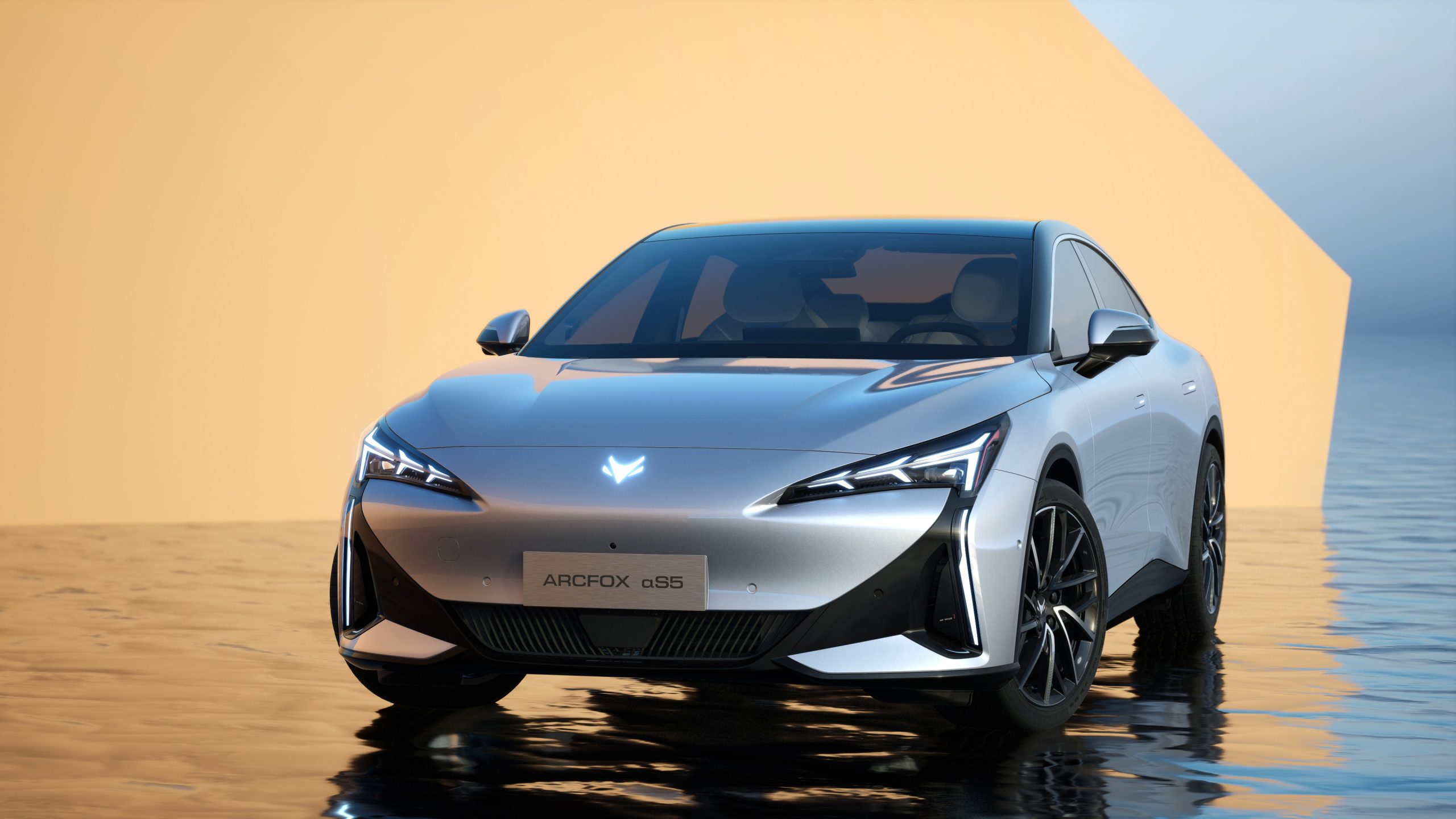 New energy vehicles welcome the peak of consumption, and the purchase tax will be reduced from “fully exempt” to “halved” starting next year-gonglubian